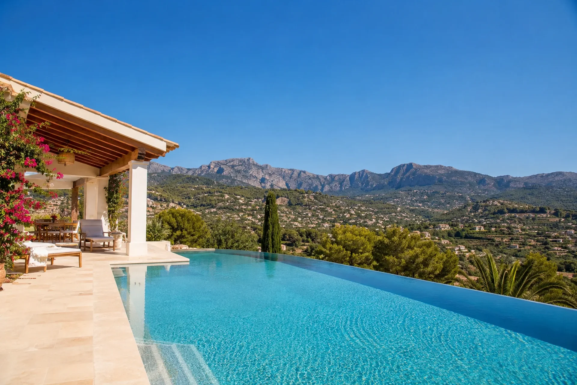 Mallorca villa with infinity pool overlooking mountains